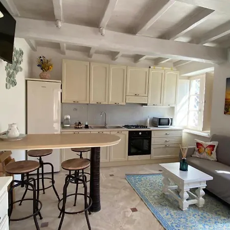 - La Casa Di Rosi- Versilia & Free Parking- Camaiore