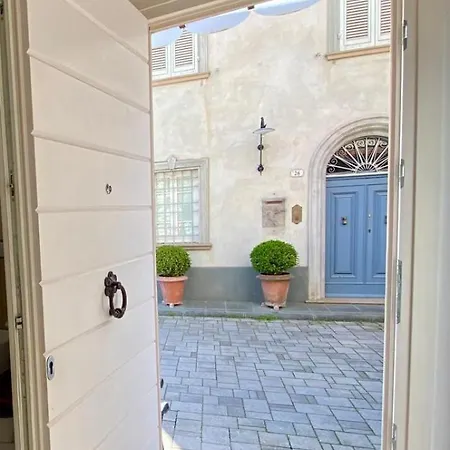 - La Casa Di Rosi- Versilia & Free Parking- בית נופש *